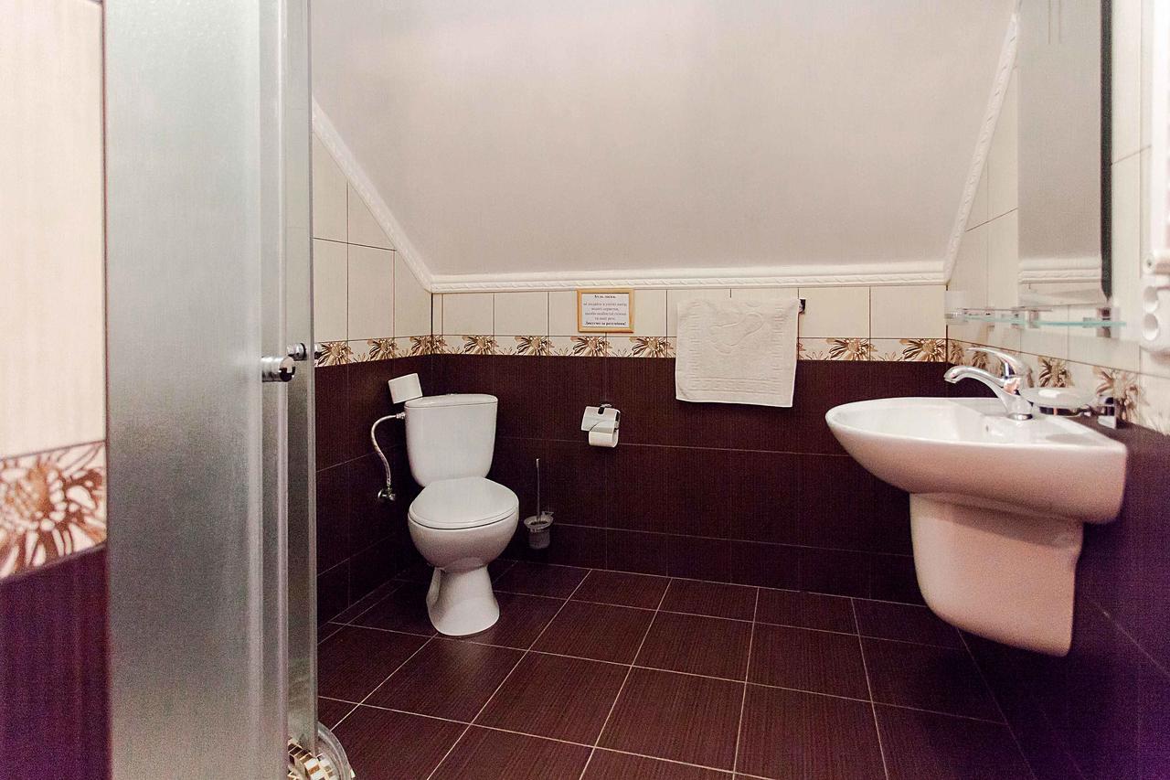 Hotel Podolyanka Slavske Esterno foto